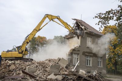 Demolition of Commercial Building